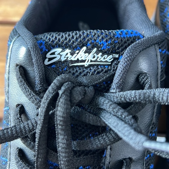 Men’s 9 Wide Bowling shoes - Flyer Mesh Black/Royal - Picture 4 of 9